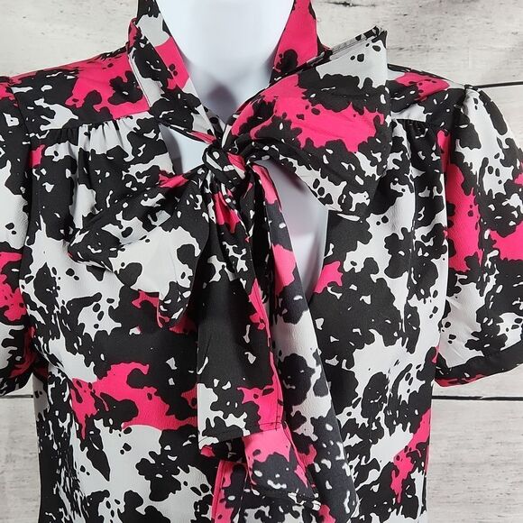🔹️NWT Banana Republic Pink, Black, & Gray Short Sleeve Blouse Small - Picture 6 of 16